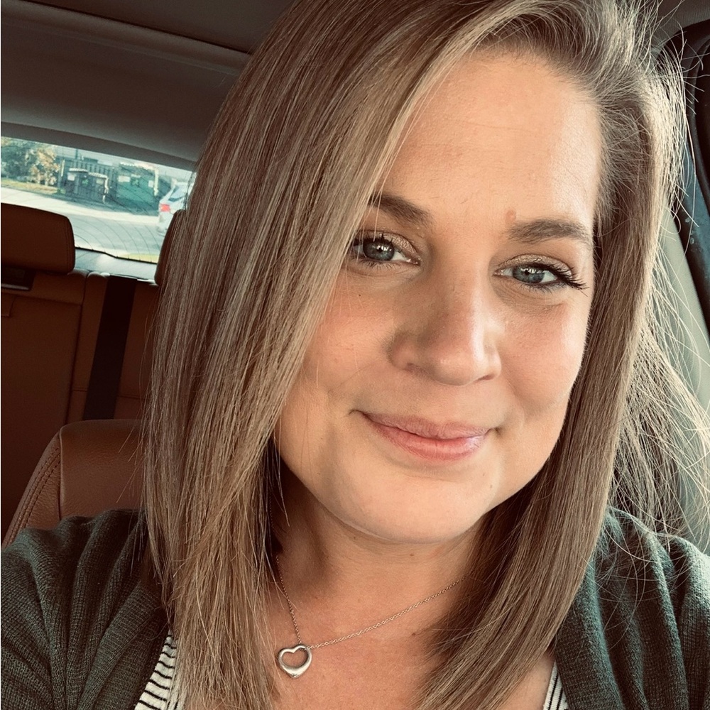 Meet your Posher, Christy